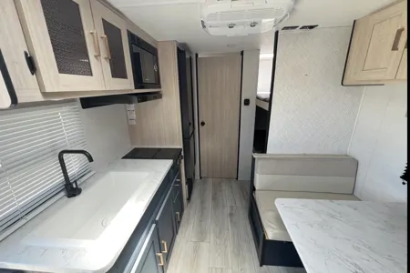 Prime Time Avenger LT