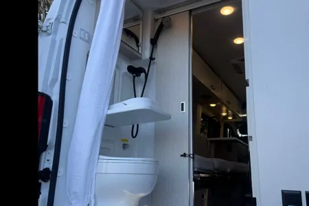 Emma's 2024 Rampromaster 21 Foot Campervan