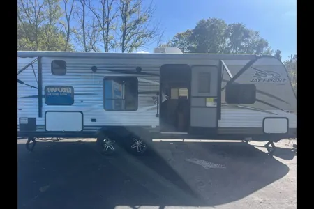 William's Jayco jay flight Travel Trailer
