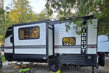 Corey's Keystone Hideout Travel Trailer