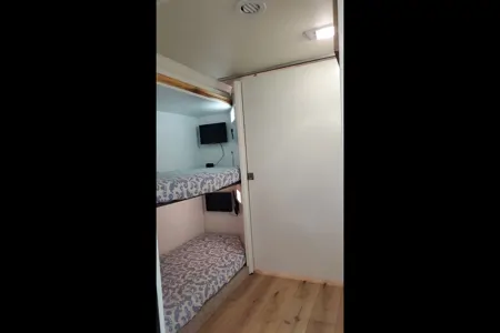 32' Coachmen Motorhome - Family Friendly, newly remodeled & Fully equipped!