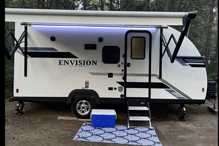 New 2025 Gulf Stream Travel Trailer!!