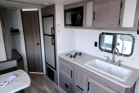 Gulf Steam Innsbruck super lite 197BH Roulotte - EA