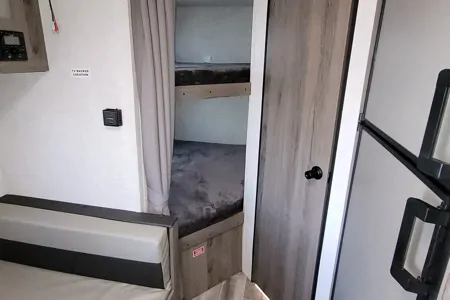 Gulf Steam Innsbruck super lite 197BH Roulotte - EA