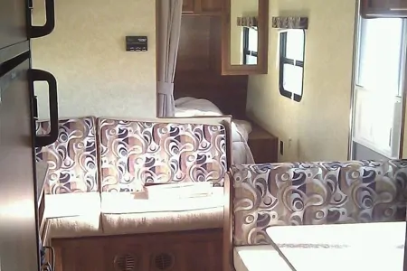 YYC Fully Stocked 26’ RV - bring food, clothes and bedding