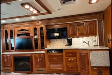 FUN AND COMFORTABLE SPORTS MOTOR HOME