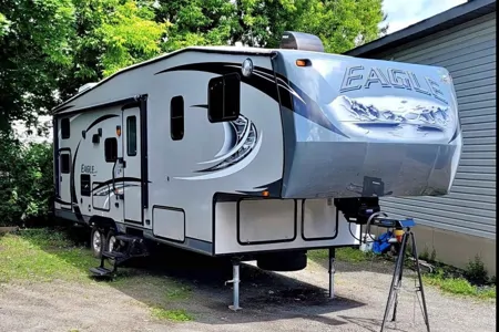 Fifth Wheel HT familly friendly