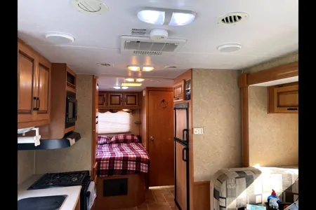 #2 Julia's Forest River Sunseeker  Class C