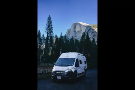 2025 Winnebago Solis NPF (National Park Foundation edition) 59P Adventure Van