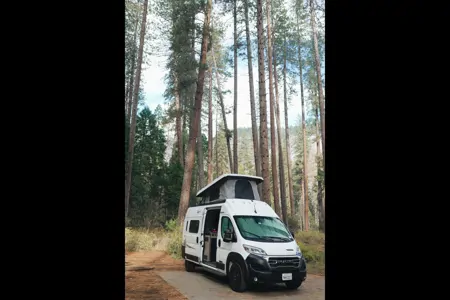 2025 Winnebago Solis NPF (National Park Foundation edition) 59P Adventure Van