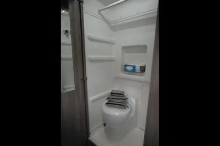 2025 Winnebago Solis NPF (National Park Foundation edition) 59P Adventure Van