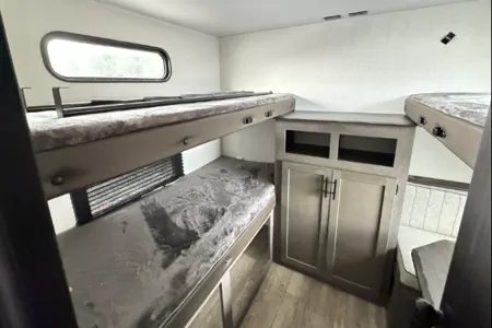 2025 Alpha Wolf Bunkhouse | Sleeps 10 | Delivery Available