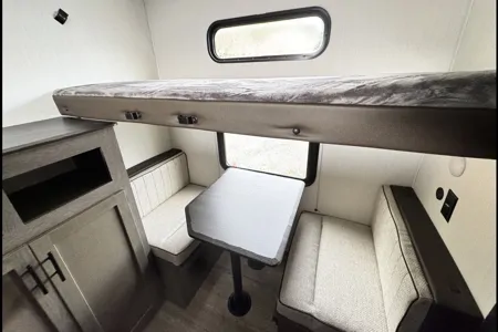 2025 Alpha Wolf Bunkhouse | Sleeps 10 | Delivery Available