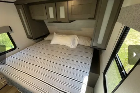 Cruiser RV MPG 3100BH Travel Trailer