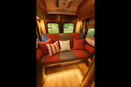 2024 Winnebago Roam 59RZPT | The Only Open-Concept Pop-Top Class B Starlink