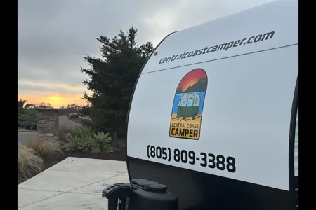 Spacious Bunkhouse - Sleeps 9 -Grey Wolf 26DBH Travel Trailer