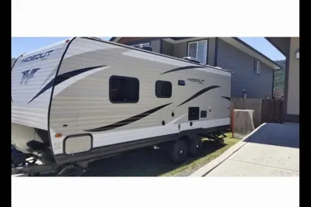 Cova's Keystone Hideout Travel Trailer