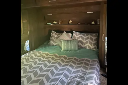 Glamping Grand Design Reflection Travel Trailer