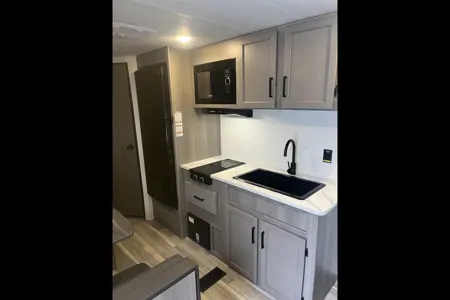 Alex's Keystone 240BH Travel Trailer