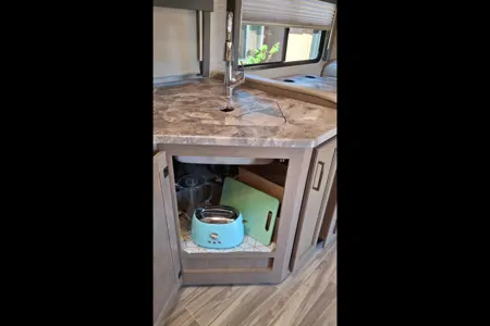 juan's Thor Motor Coach Fourwinds 31e Class C