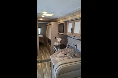 juan's Thor Motor Coach Fourwinds 31e Class C