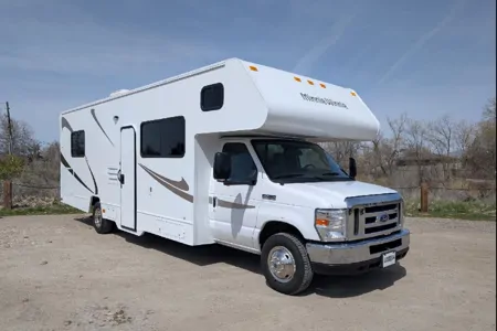 Lidiya's Winnebago Minnie Winnie Class C