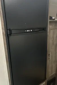 Ashley's Escape Trailer Industries 2019 hybrid travel trailer Hybrid