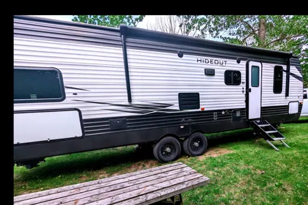 Jenny's Hideout RV Cottage 