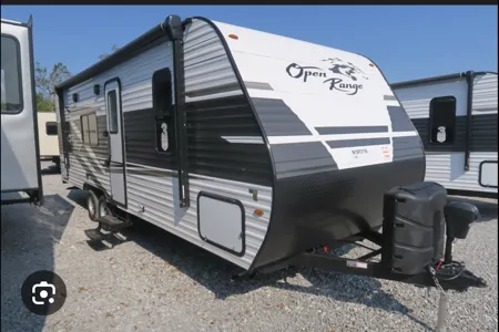 Adil's Highland Ridge RV Open range 26bhs Travel Trailer