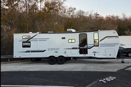 Forest River Alpha Wolf 280QBS-L Travel Trailer SHS01