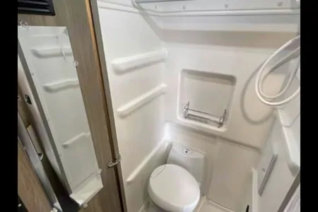 Goldie - New 2025 Winnebago Solis 59PX