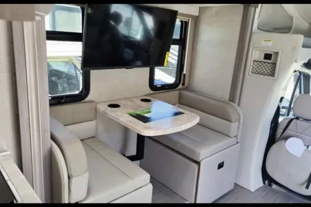 Jeremy's Mercedes-Benz 2023 delano Class C