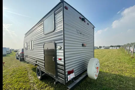 Rumer's Forest River Wolf pup 16bhs Travel Trailer