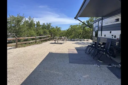 2022 32ft Cherokee Grey Wolf