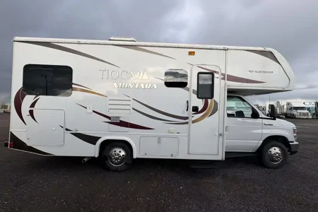 Fleet #C6 Explore Rocky Mountain National Parks in Comfort with the Tioga Montara RV