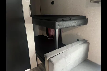 MAK RV Rentals Jayco Jay Flight six 175 bhw Baja edition Travel Trailer