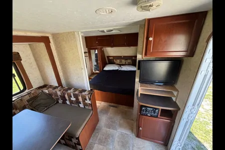28' Kodiak Bunkhouse South Division RV