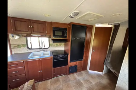 28' Kodiak Bunkhouse South Division RV