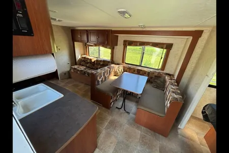 28' Kodiak Bunkhouse South Division RV