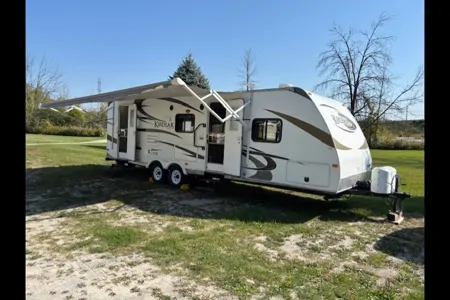 28' Kodiak Bunkhouse South Division RV