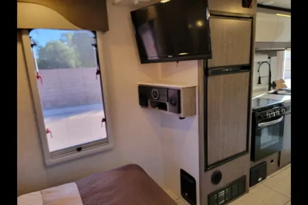 ROBERT's Lance 1995 Travel Trailer