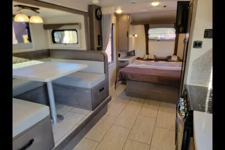 ROBERT's Lance 1995 Travel Trailer