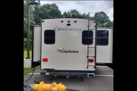 WHY CAMP, WHEN YOU CAN GLAMP?!