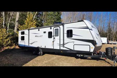 Adventure-Ready 2023 Keystone Bullet 287QBS