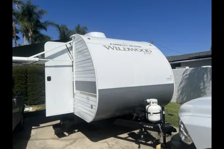 Don's Forest River Wildwood FSX Micro Trailer