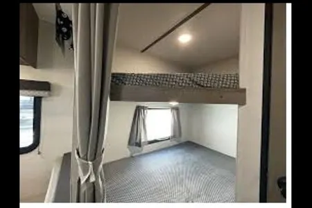 Greg's Gulf Stream Trail Master 248BH Travel Trailer