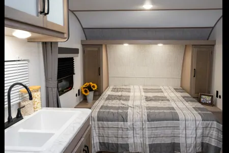 Greg's Gulf Stream Trail Master 248BH Travel Trailer