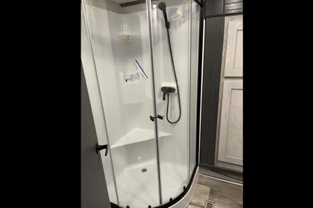 Ron's Keystone Montana High Country 281CK Fifth Wheel