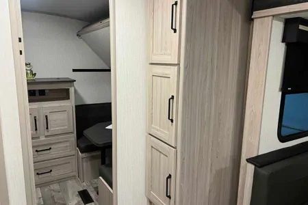 Sundance 291QB - 2 Bedroom Travel Trailer