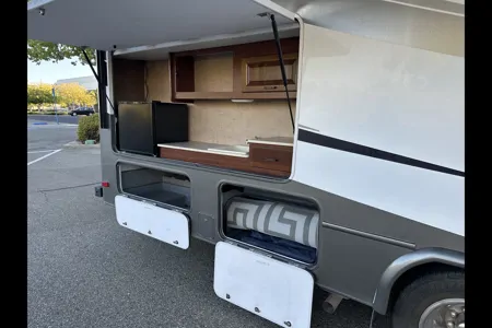 Forest River Forester 2861DS  Luxury Spacious